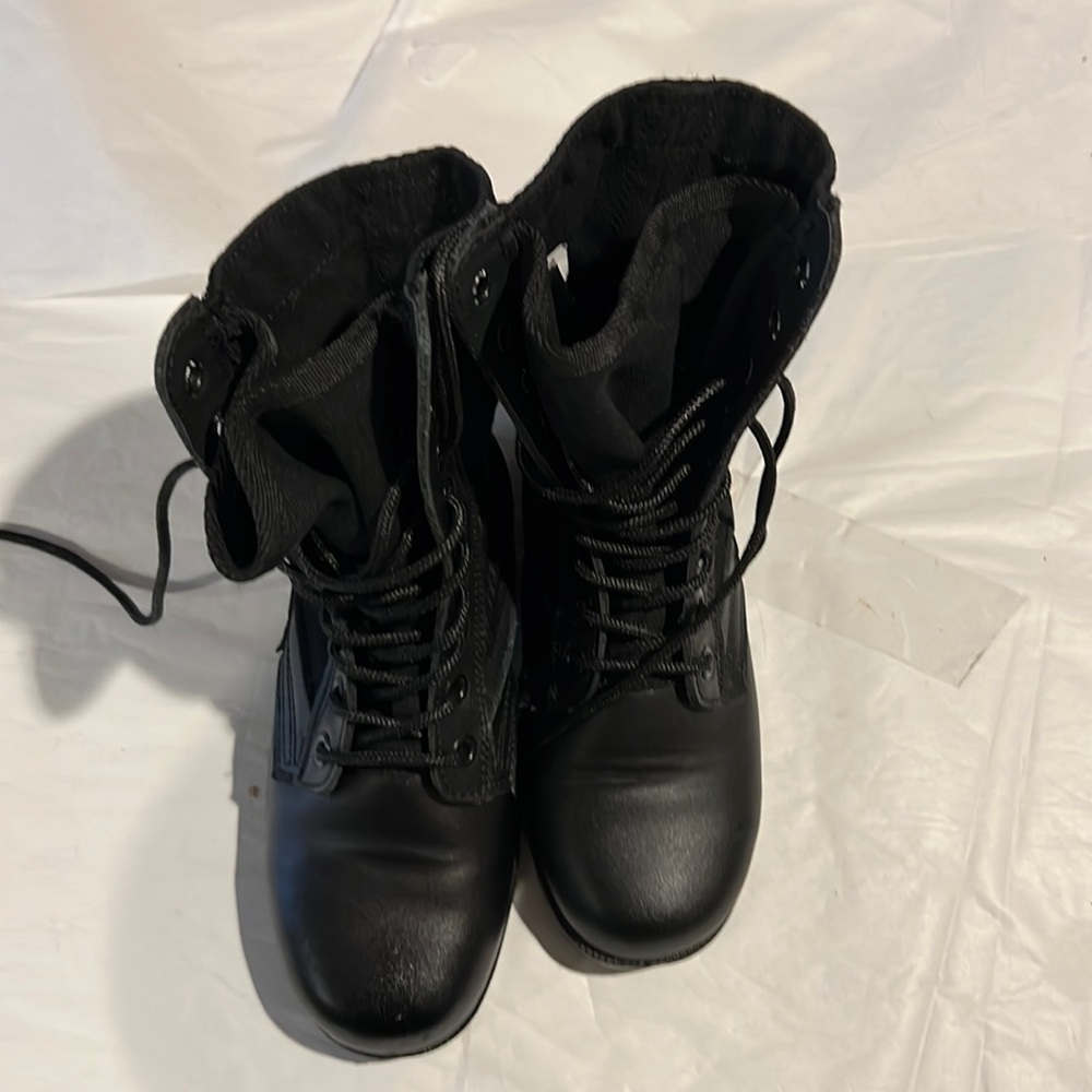 Boots 🥾